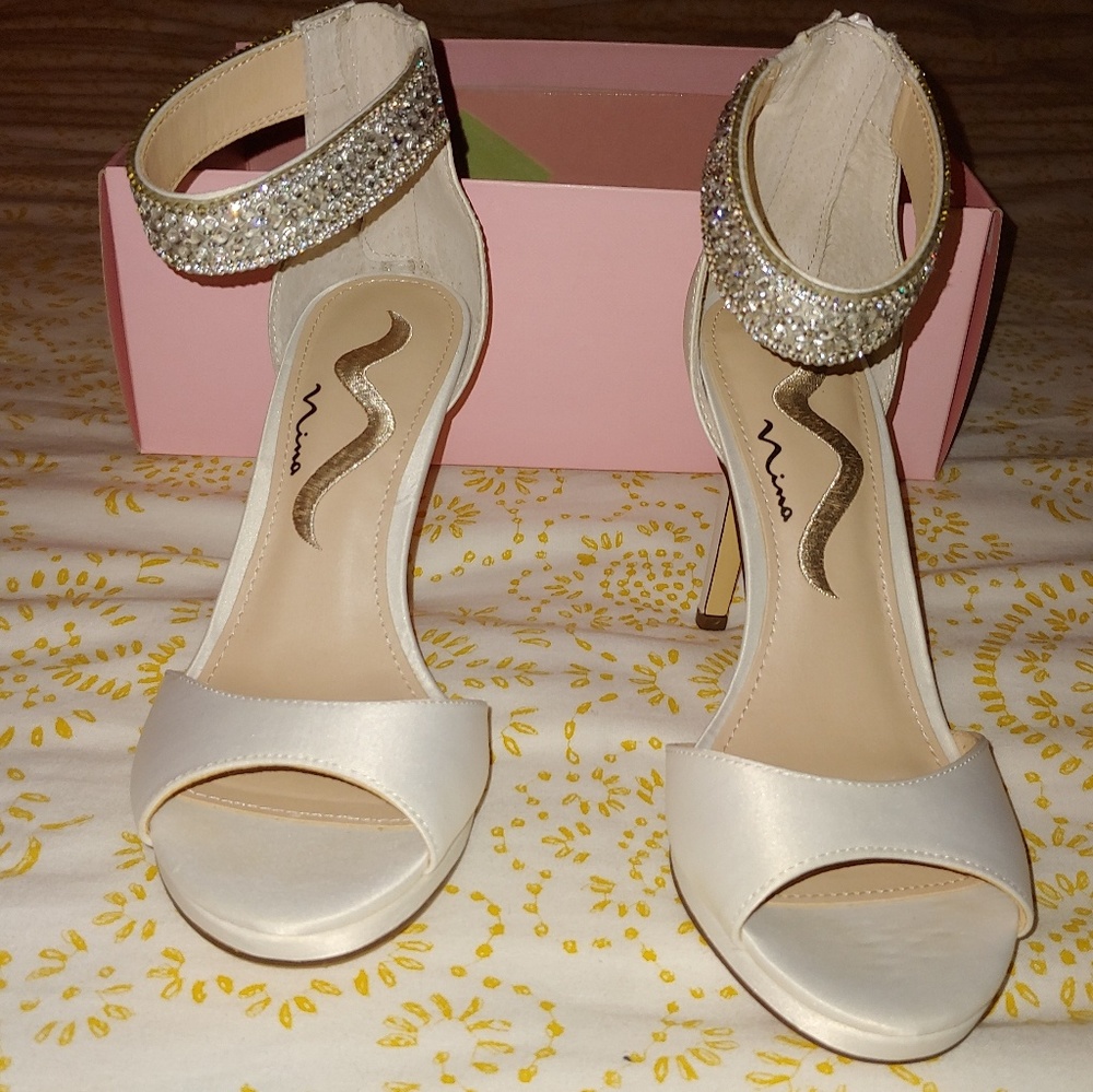 🎉Nina🎉 Ivory Wedding Heels
